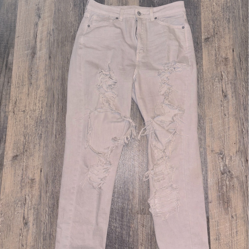 hollister ripped jeans